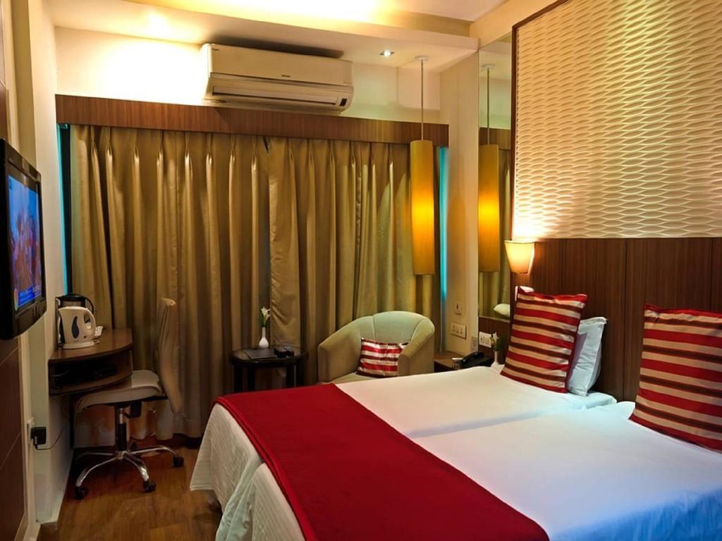 קוטה Surya Royal Hotel מראה חיצוני תמונה
