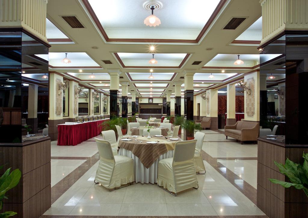 קוטה Surya Royal Hotel מראה חיצוני תמונה