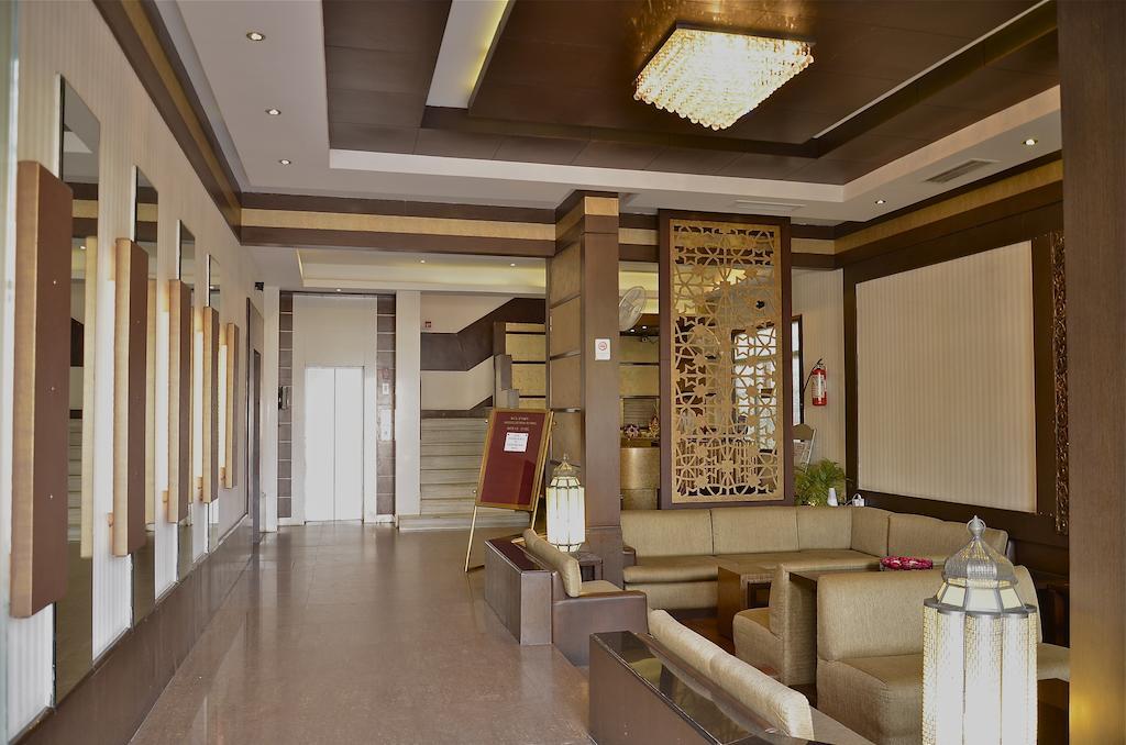 קוטה Surya Royal Hotel מראה חיצוני תמונה