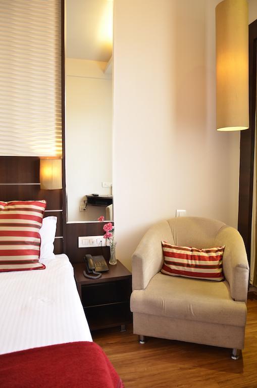 קוטה Surya Royal Hotel מראה חיצוני תמונה