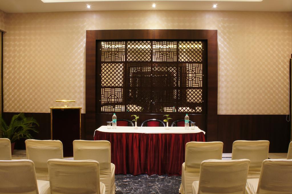 קוטה Surya Royal Hotel מראה חיצוני תמונה